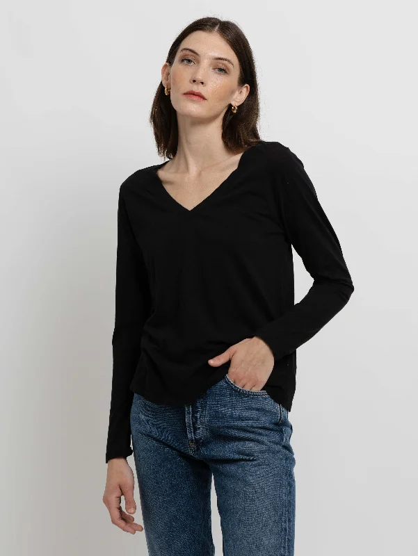 Bridget V-Neck T-Shirt - Black