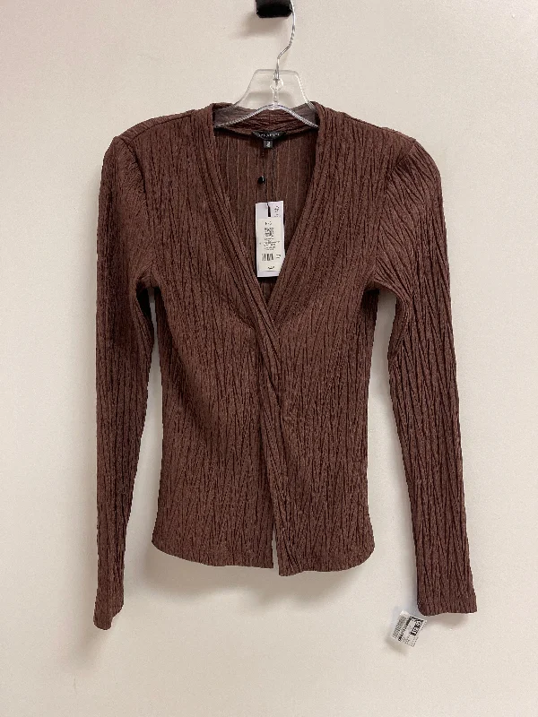 Top Long Sleeve By Clothes Mentor In Brown, Size: S