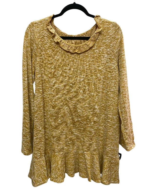 Top Long Sleeve By Clothes Mentor In Yellow, Size: M