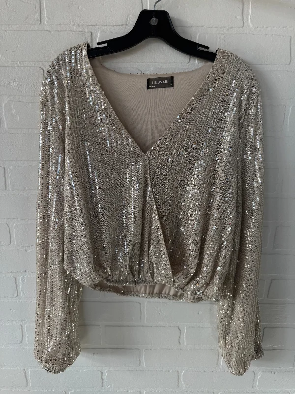 Top Long Sleeve By Lulumarie In Cream & Silver, Size: Xl