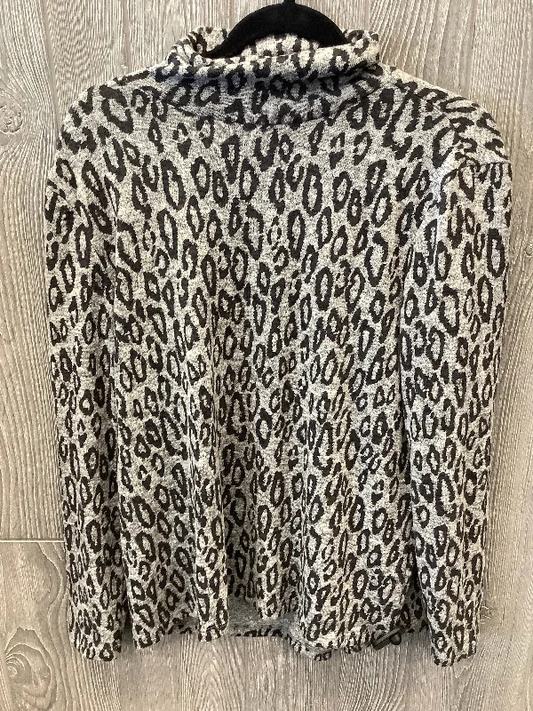 Top Long Sleeve By Massini In Animal Print, Size: M