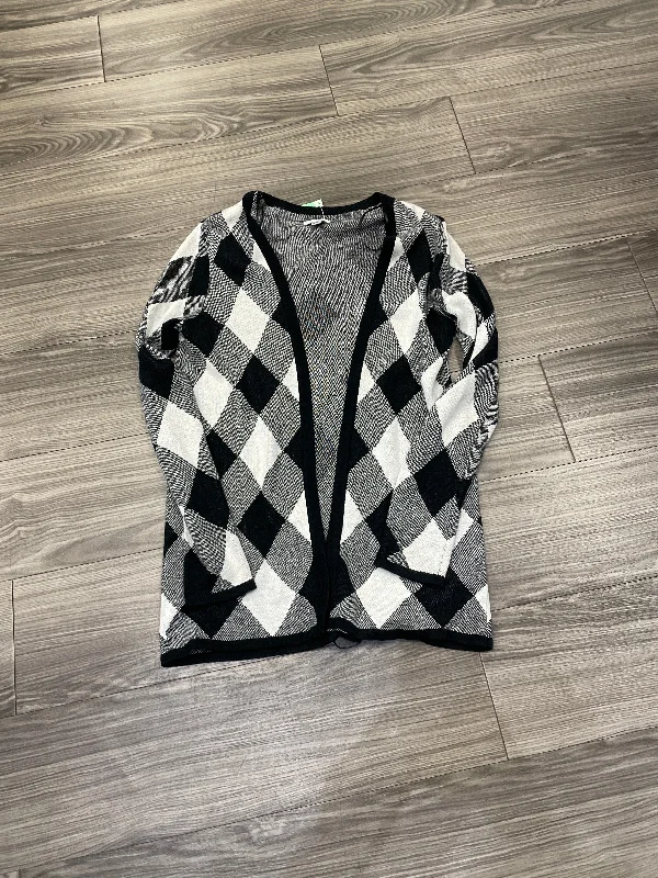 Sweater Cardigan By Croft And Barrow In Black & White, Size: S