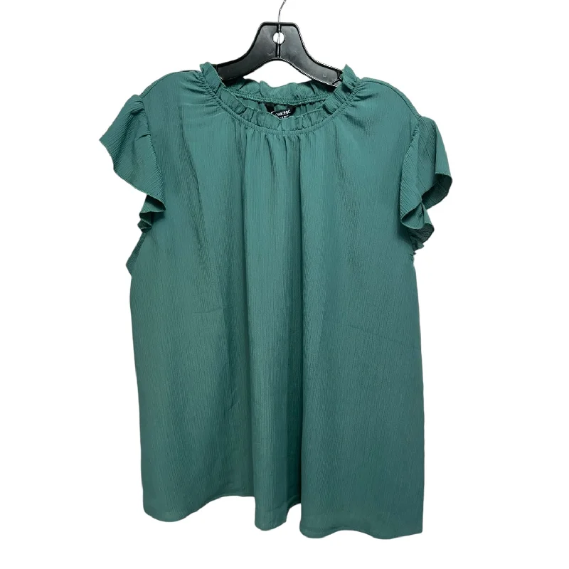 Top Sleeveless By Bloomchic In Green, Size: 18