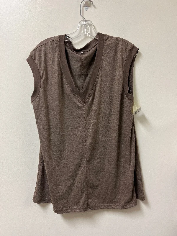 Top Sleeveless By Clothes Mentor In Brown, Size: L